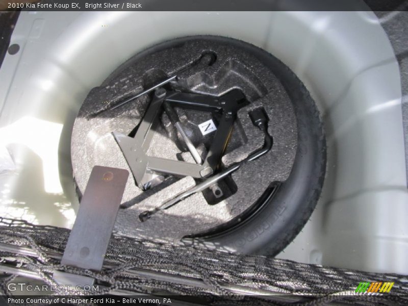 Bright Silver / Black 2010 Kia Forte Koup EX
