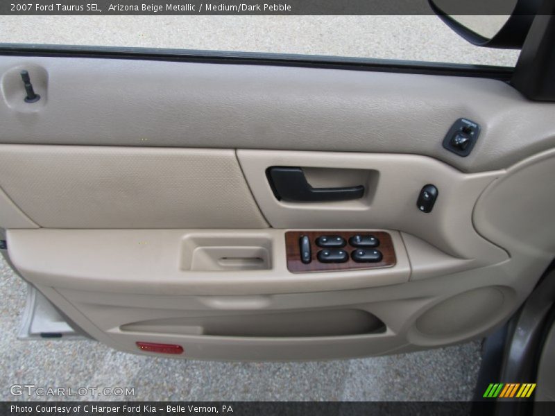 Door Panel of 2007 Taurus SEL
