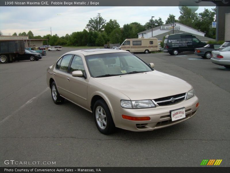 Pebble Beige Metallic / Beige 1998 Nissan Maxima GXE