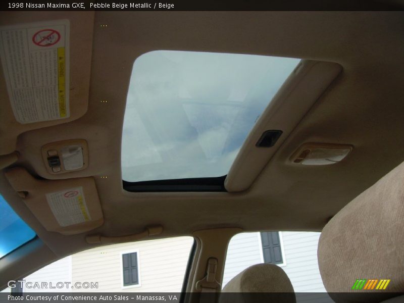 Sunroof of 1998 Maxima GXE