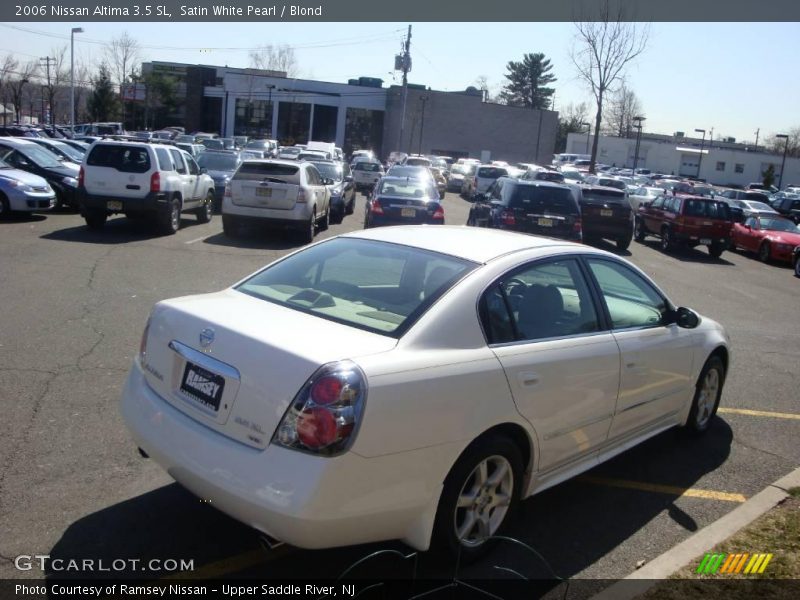 Satin White Pearl / Blond 2006 Nissan Altima 3.5 SL