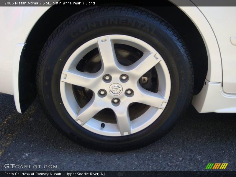 Satin White Pearl / Blond 2006 Nissan Altima 3.5 SL