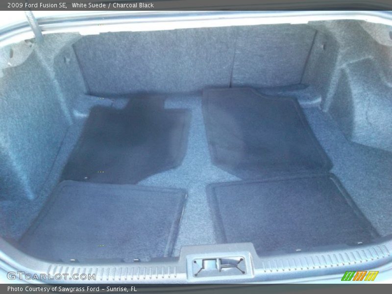 White Suede / Charcoal Black 2009 Ford Fusion SE