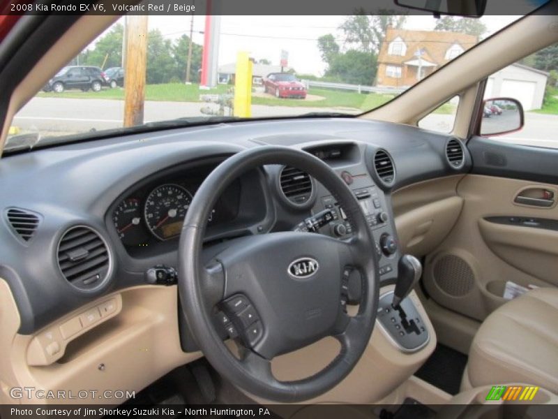 Volcanic Red / Beige 2008 Kia Rondo EX V6