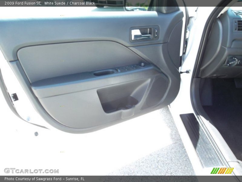 White Suede / Charcoal Black 2009 Ford Fusion SE
