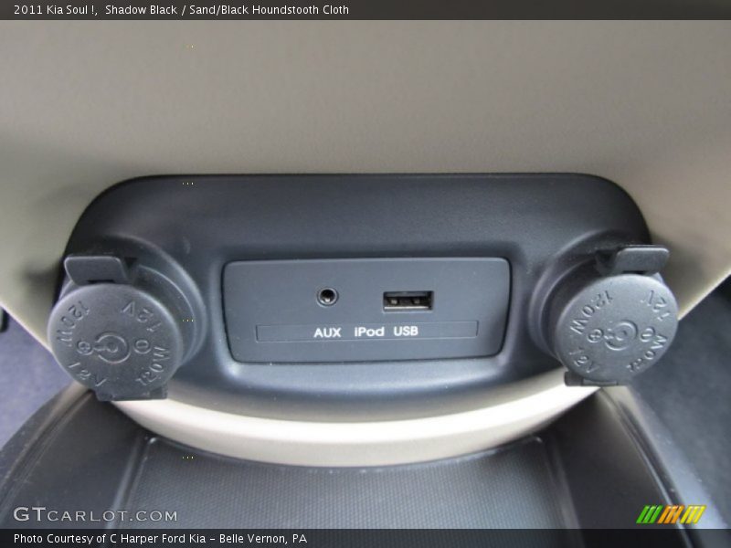 Shadow Black / Sand/Black Houndstooth Cloth 2011 Kia Soul !