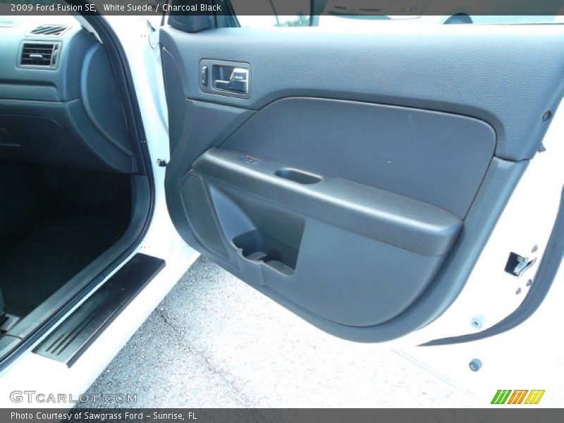 White Suede / Charcoal Black 2009 Ford Fusion SE