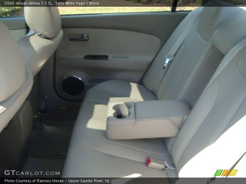Satin White Pearl / Blond 2006 Nissan Altima 3.5 SL