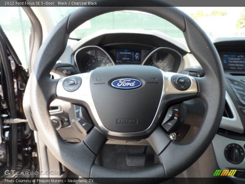 Black / Charcoal Black 2012 Ford Focus SE 5-Door