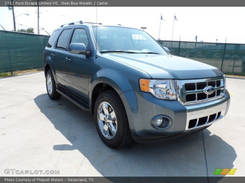 Front 3/4 View of 2012 Escape Limited V6