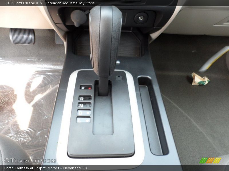  2012 Escape XLS 6 Speed Automatic Shifter