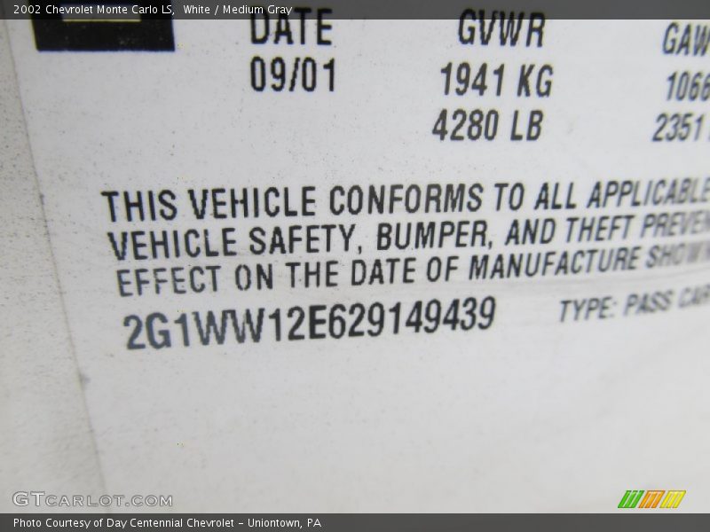 White / Medium Gray 2002 Chevrolet Monte Carlo LS