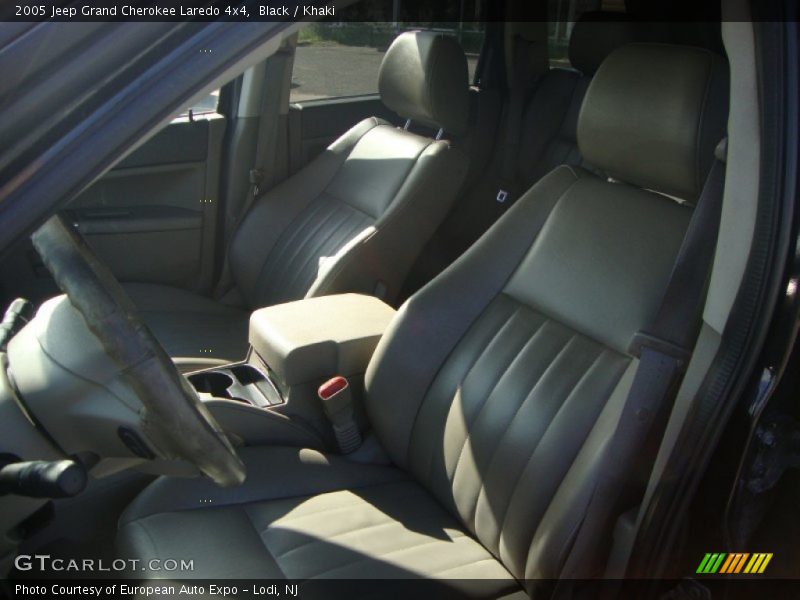 Black / Khaki 2005 Jeep Grand Cherokee Laredo 4x4