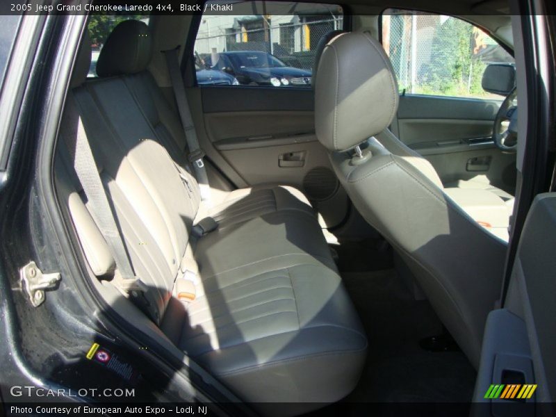 Black / Khaki 2005 Jeep Grand Cherokee Laredo 4x4