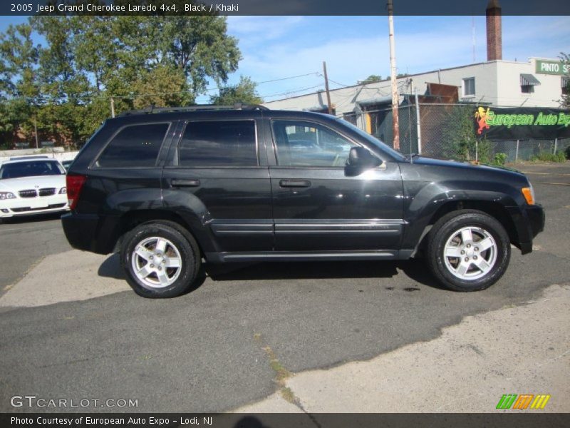 Black / Khaki 2005 Jeep Grand Cherokee Laredo 4x4