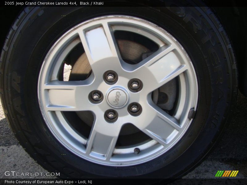 Black / Khaki 2005 Jeep Grand Cherokee Laredo 4x4
