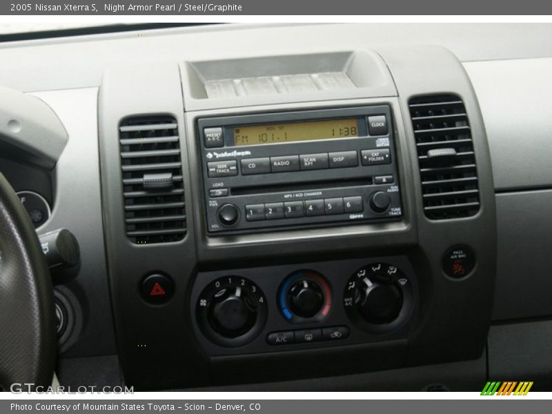Night Armor Pearl / Steel/Graphite 2005 Nissan Xterra S