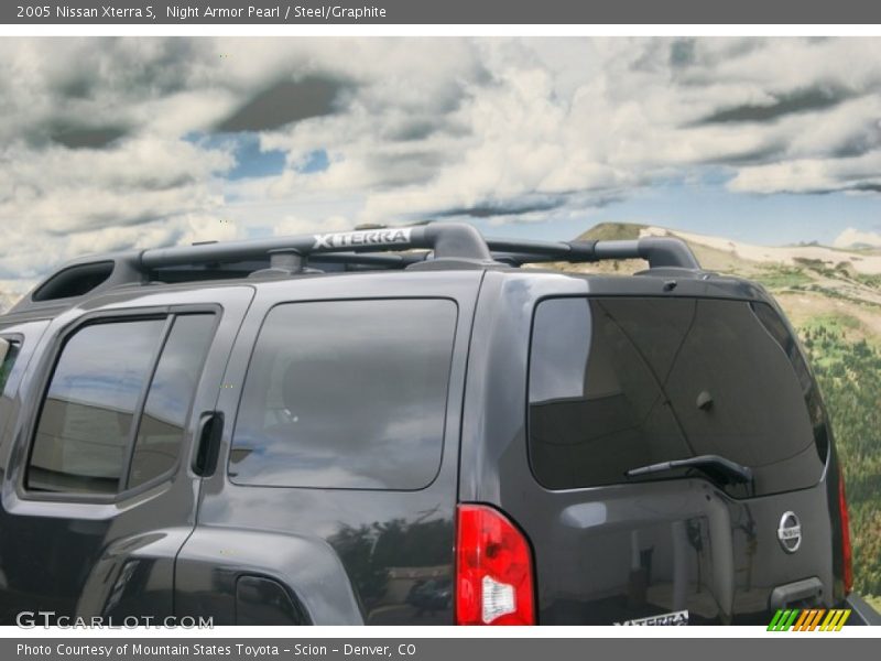 Night Armor Pearl / Steel/Graphite 2005 Nissan Xterra S