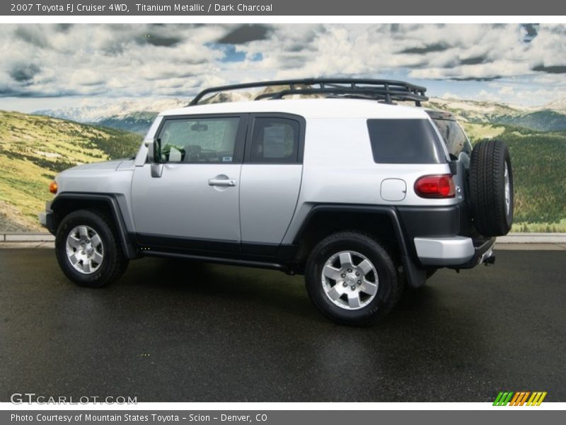 Titanium Metallic / Dark Charcoal 2007 Toyota FJ Cruiser 4WD