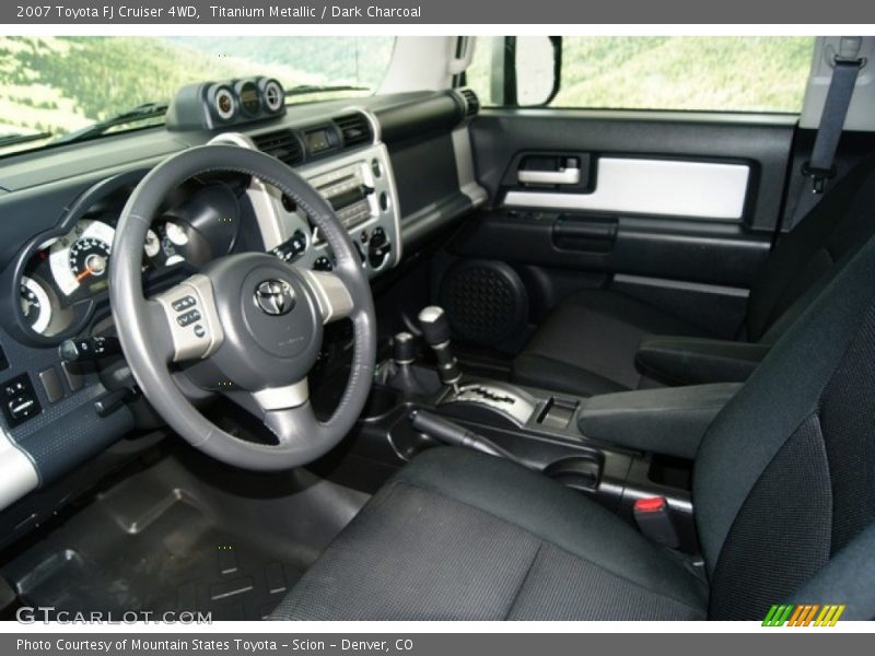 Titanium Metallic / Dark Charcoal 2007 Toyota FJ Cruiser 4WD