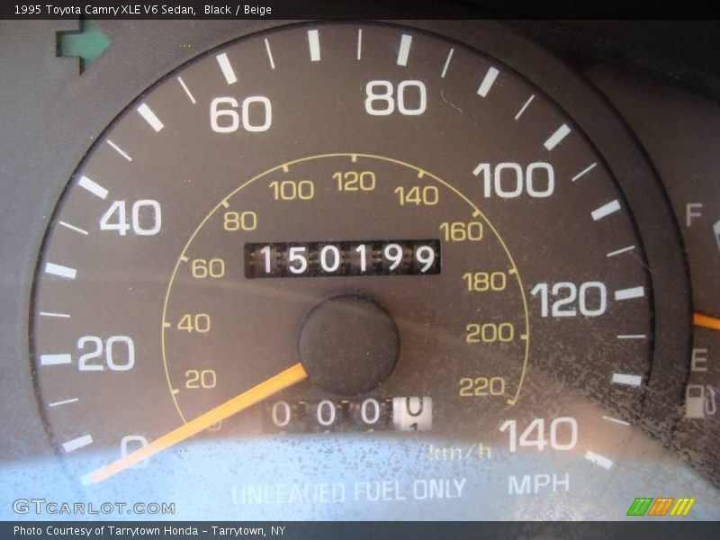 Black / Beige 1995 Toyota Camry XLE V6 Sedan