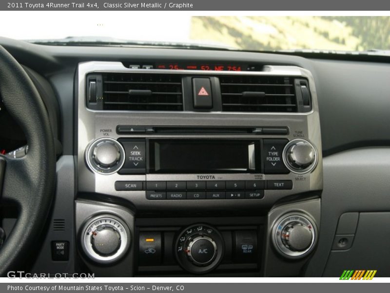 Classic Silver Metallic / Graphite 2011 Toyota 4Runner Trail 4x4
