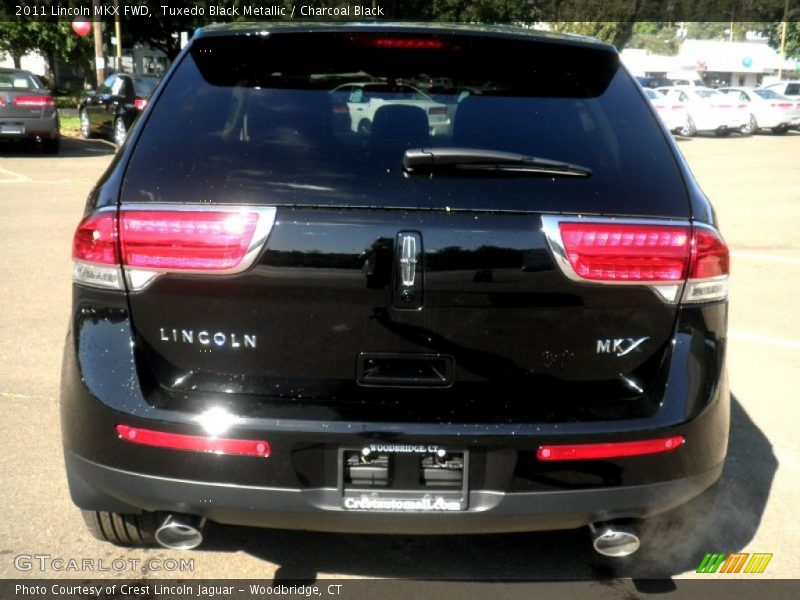 Tuxedo Black Metallic / Charcoal Black 2011 Lincoln MKX FWD
