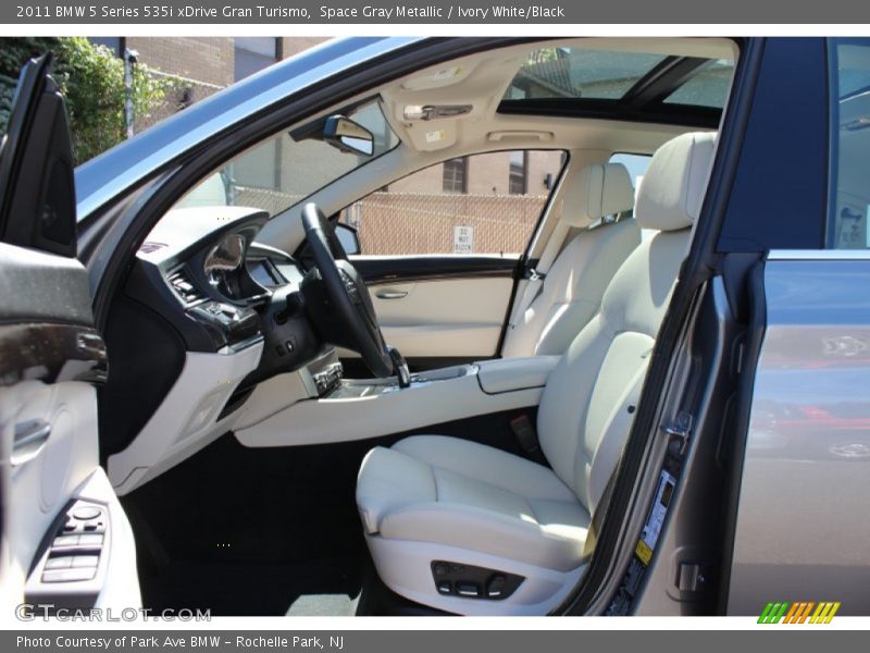  2011 5 Series 535i xDrive Gran Turismo Ivory White/Black Interior