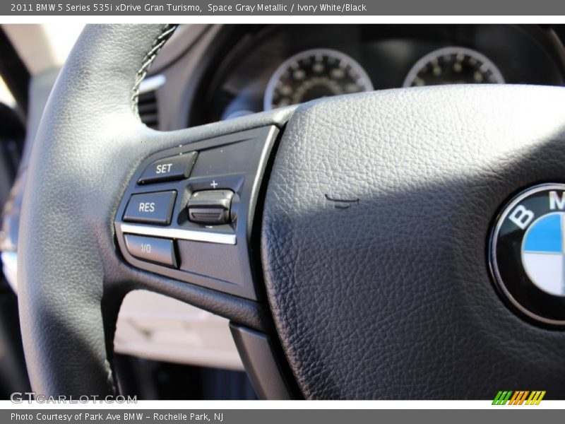 Space Gray Metallic / Ivory White/Black 2011 BMW 5 Series 535i xDrive Gran Turismo