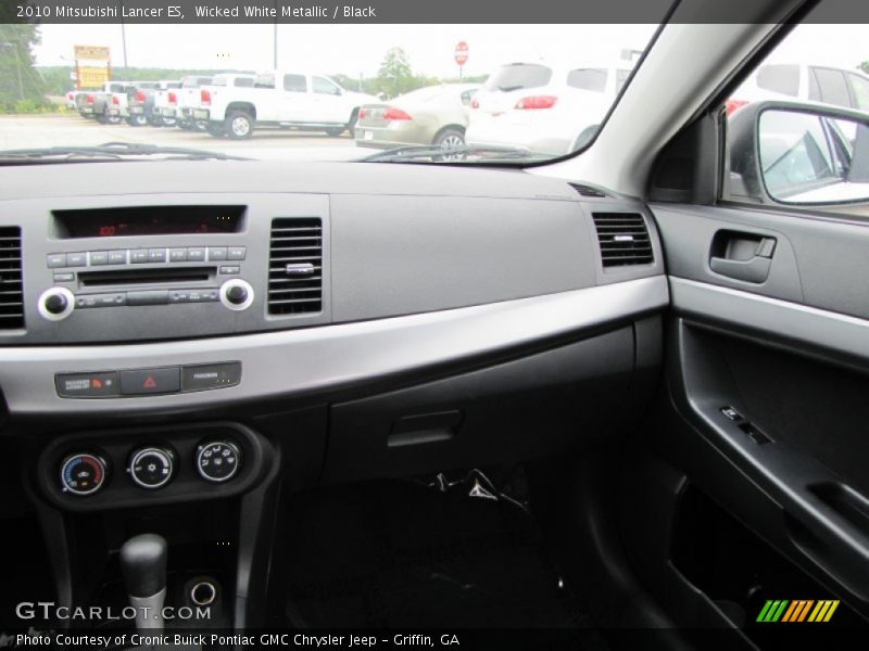 Wicked White Metallic / Black 2010 Mitsubishi Lancer ES