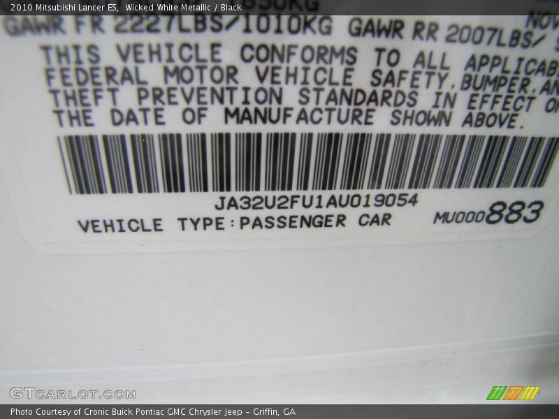 Wicked White Metallic / Black 2010 Mitsubishi Lancer ES