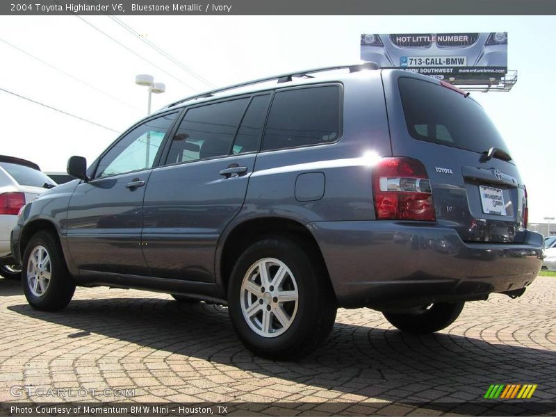 Bluestone Metallic / Ivory 2004 Toyota Highlander V6