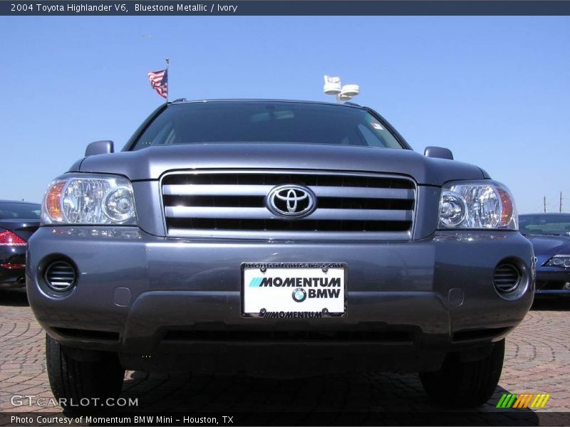 Bluestone Metallic / Ivory 2004 Toyota Highlander V6