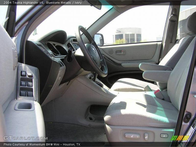 Bluestone Metallic / Ivory 2004 Toyota Highlander V6