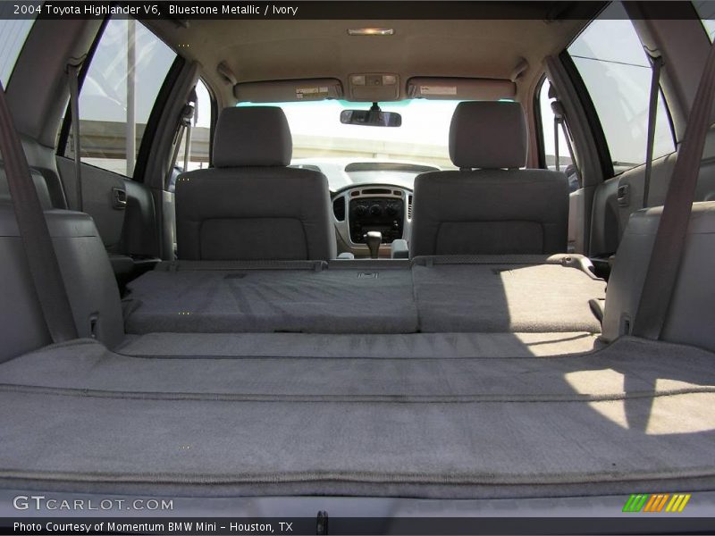 Bluestone Metallic / Ivory 2004 Toyota Highlander V6