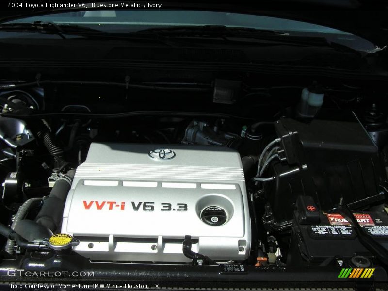 Bluestone Metallic / Ivory 2004 Toyota Highlander V6