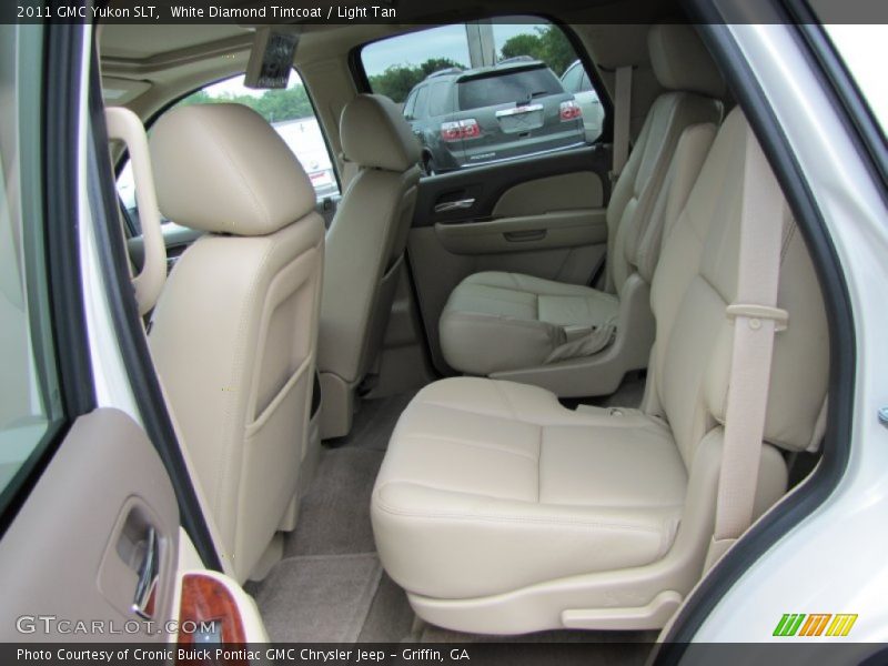White Diamond Tintcoat / Light Tan 2011 GMC Yukon SLT