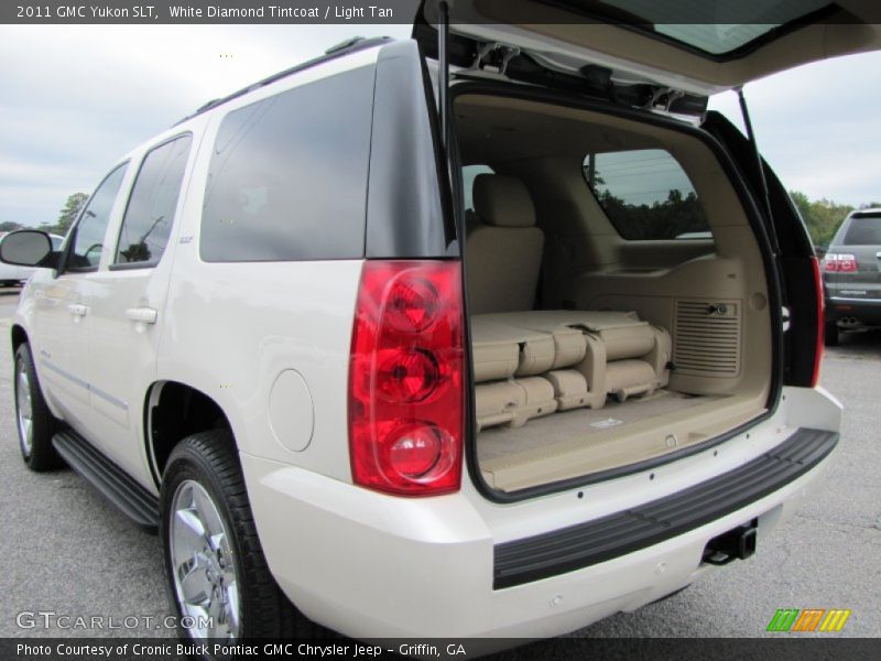 White Diamond Tintcoat / Light Tan 2011 GMC Yukon SLT