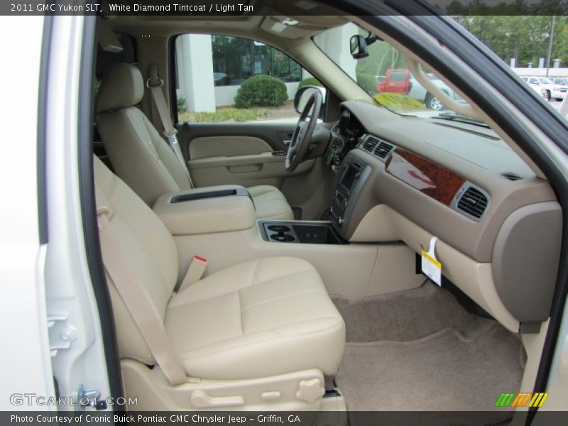 White Diamond Tintcoat / Light Tan 2011 GMC Yukon SLT