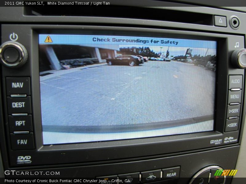 White Diamond Tintcoat / Light Tan 2011 GMC Yukon SLT