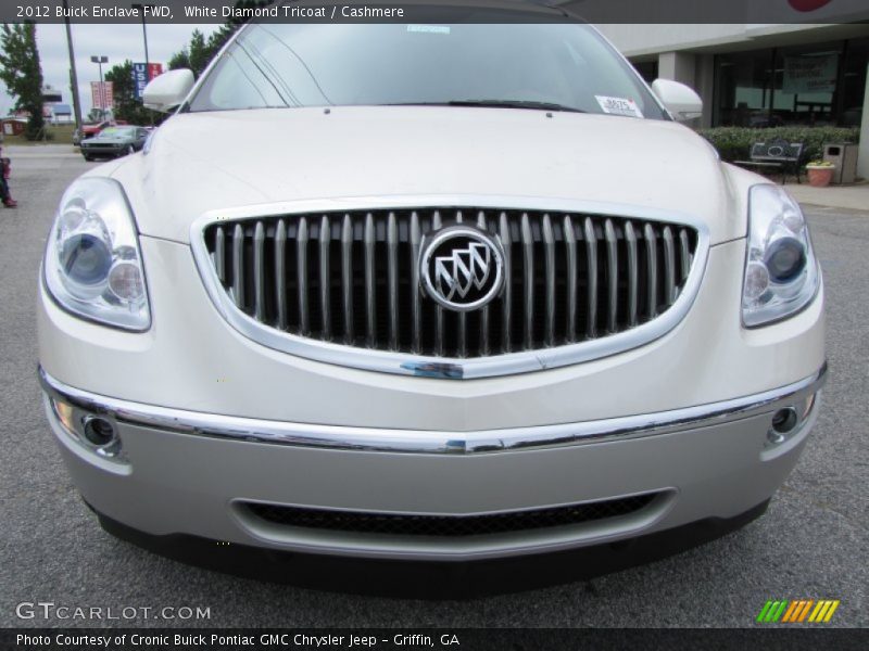 White Diamond Tricoat / Cashmere 2012 Buick Enclave FWD