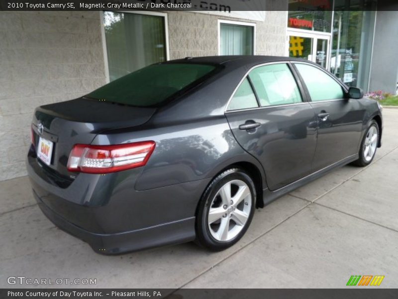 Magnetic Gray Metallic / Dark Charcoal 2010 Toyota Camry SE