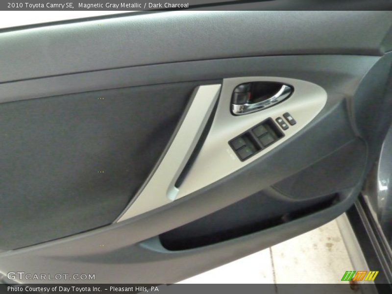 Magnetic Gray Metallic / Dark Charcoal 2010 Toyota Camry SE