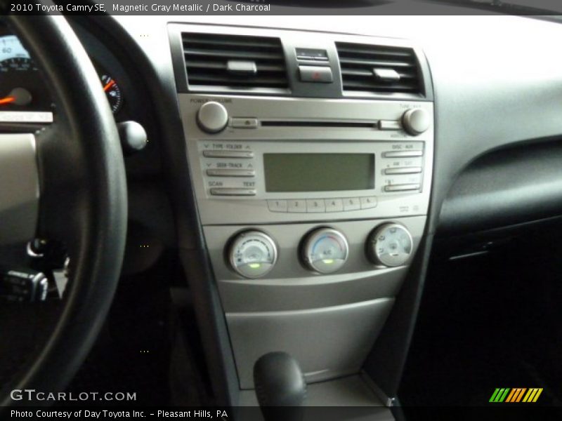 Magnetic Gray Metallic / Dark Charcoal 2010 Toyota Camry SE