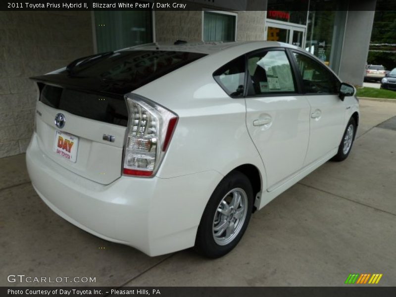 Blizzard White Pearl / Dark Gray 2011 Toyota Prius Hybrid II