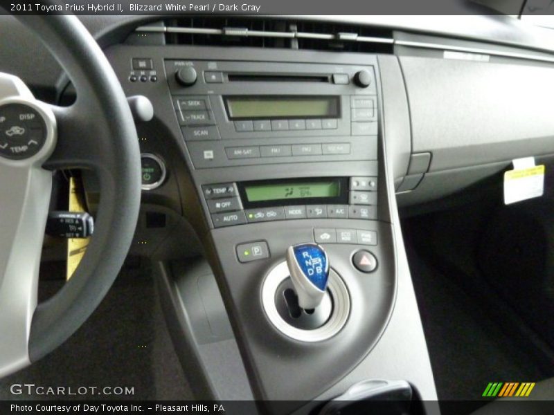 Blizzard White Pearl / Dark Gray 2011 Toyota Prius Hybrid II