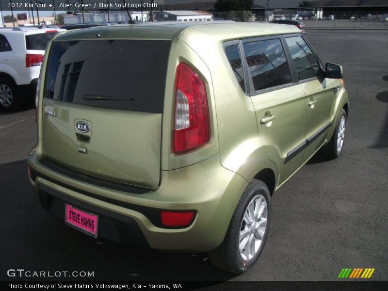 Alien Green / Black Soul Logo Cloth 2012 Kia Soul +