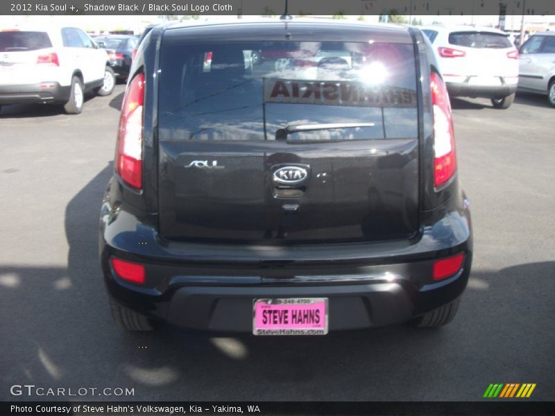 Shadow Black / Black Soul Logo Cloth 2012 Kia Soul +