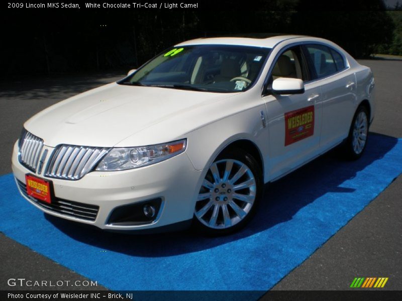 White Chocolate Tri-Coat / Light Camel 2009 Lincoln MKS Sedan