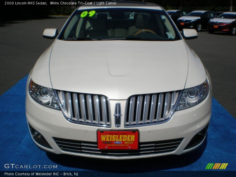 White Chocolate Tri-Coat / Light Camel 2009 Lincoln MKS Sedan